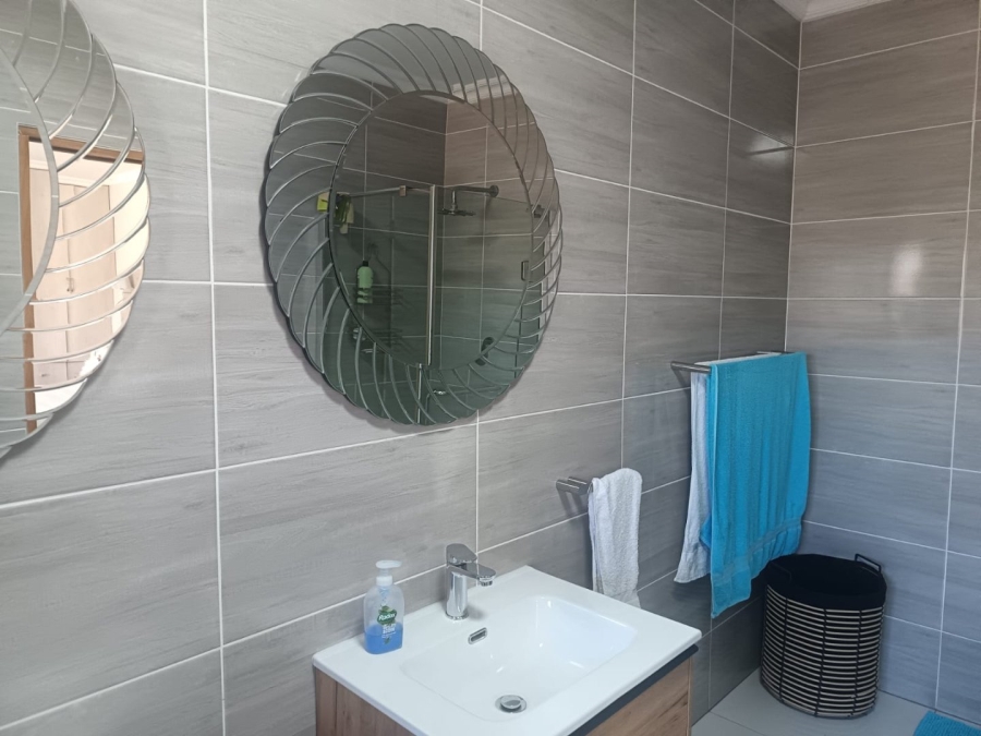 4 Bedroom Property for Sale in Hillcrest Northern Cape